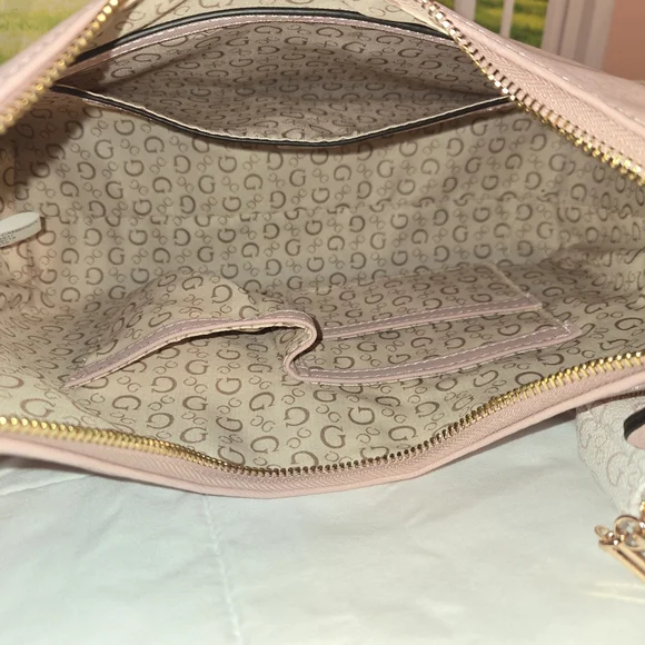 Guess Blush Pink Shoulder Bag - Picture 6 of 7